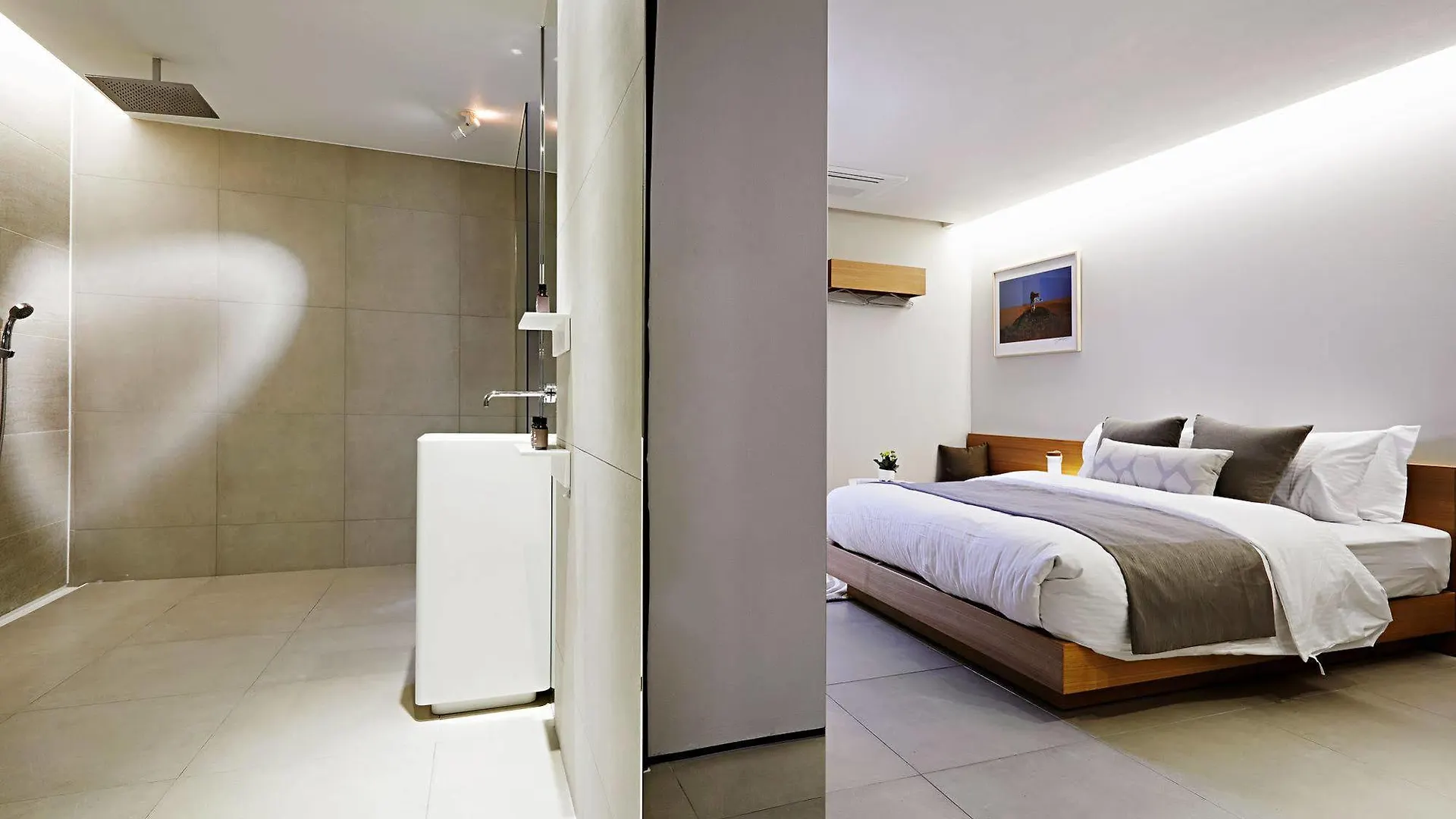 The Bathtel Hotel Incheon