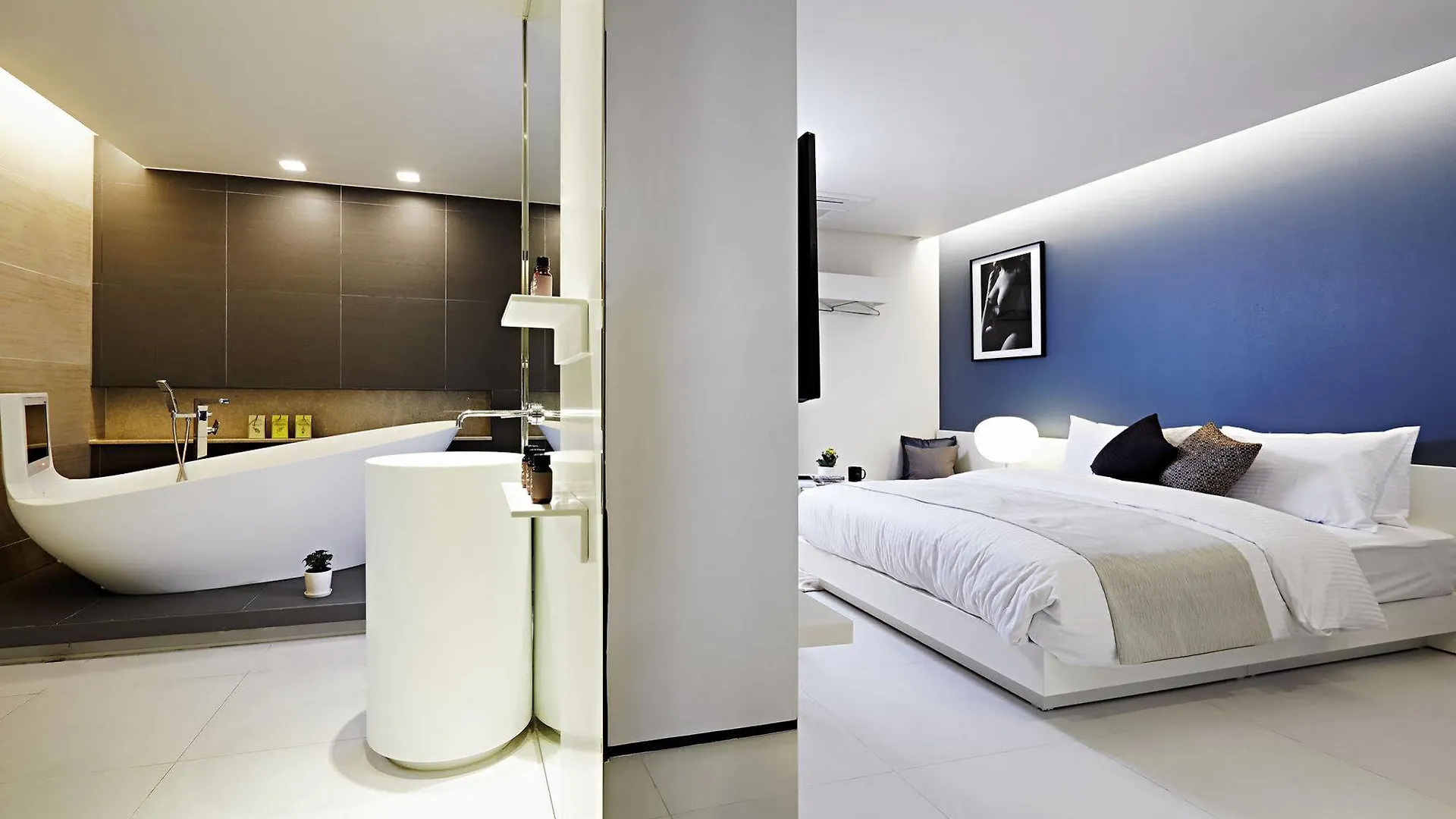 The Bathtel Hotel Incheon