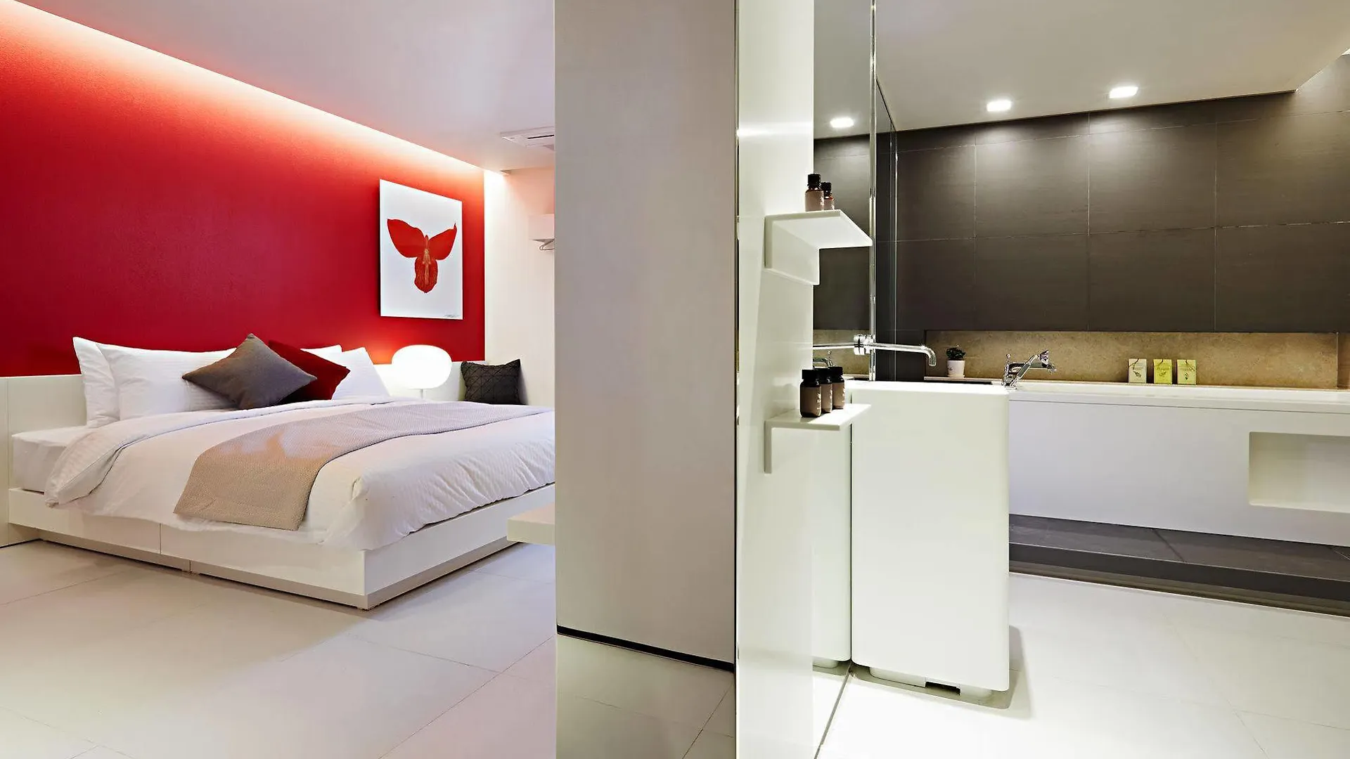 The Bathtel Hotel Incheon